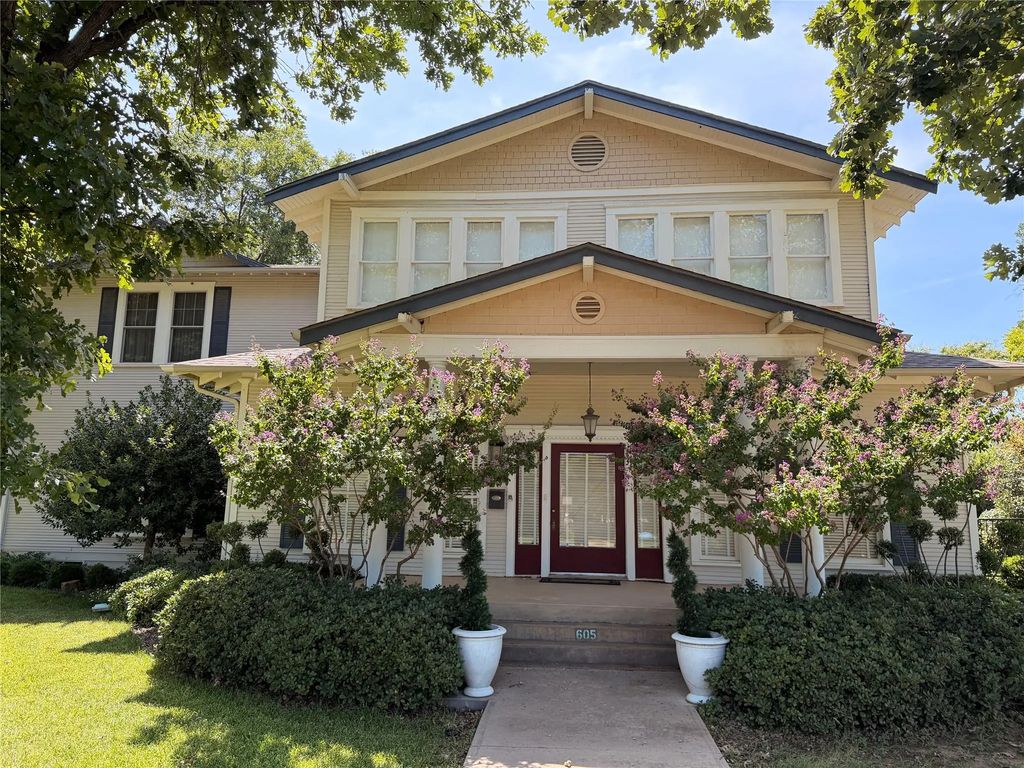 605 S Seaman Street, Eastland