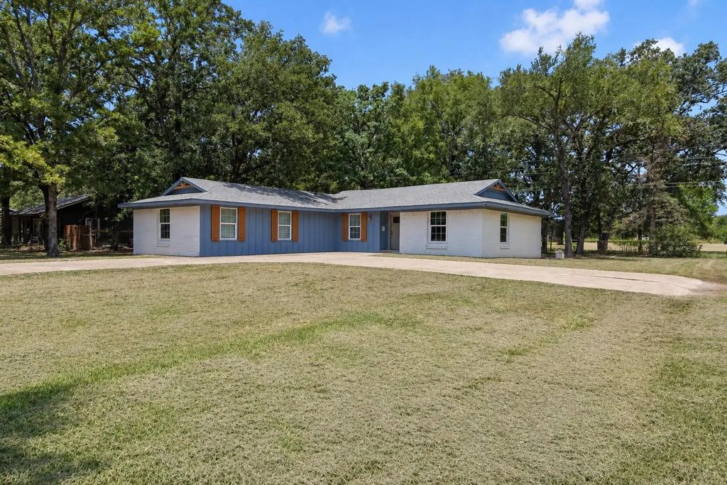 110 Pierce Drive, Mabank