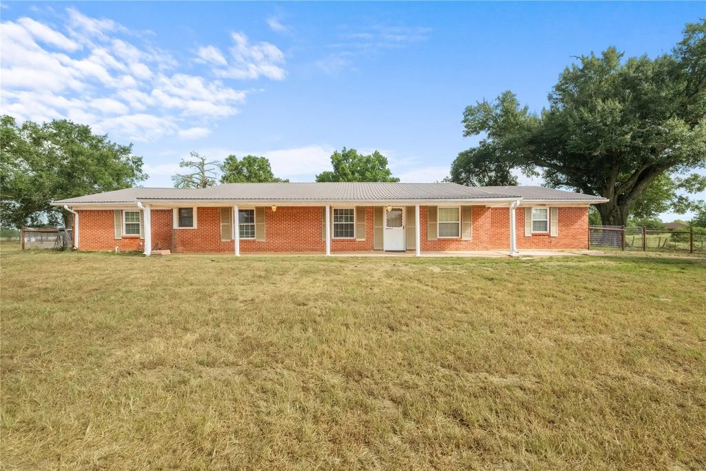 1310 Spur 324, Tennessee Colony