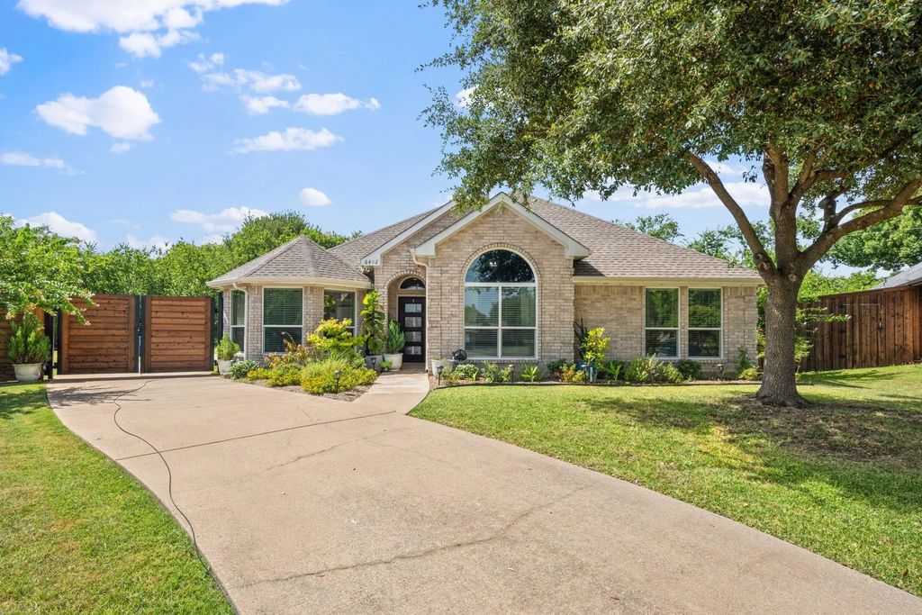 6402 Bluebonnet Drive, Rowlett