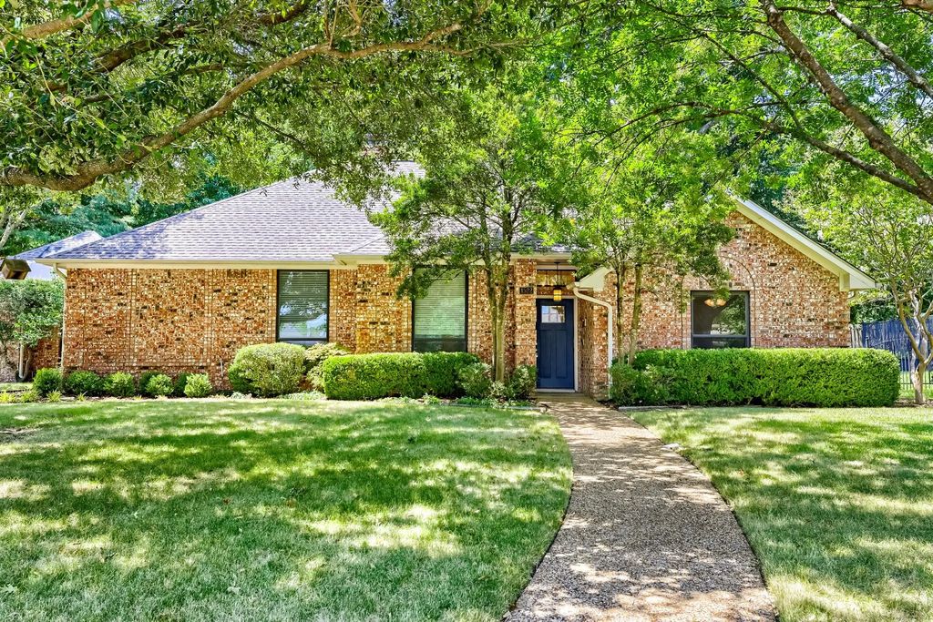 1522 Bonanza Court, Sachse