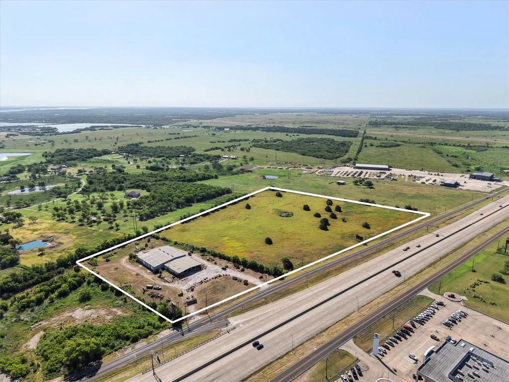 3151 S Int Hwy 45 E, Corsicana