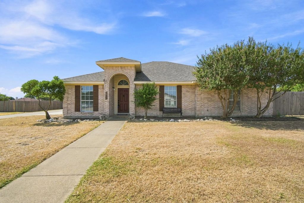 760 S Ridge Drive, Midlothian