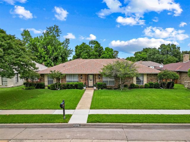 3301 Canterbury Drive, Plano