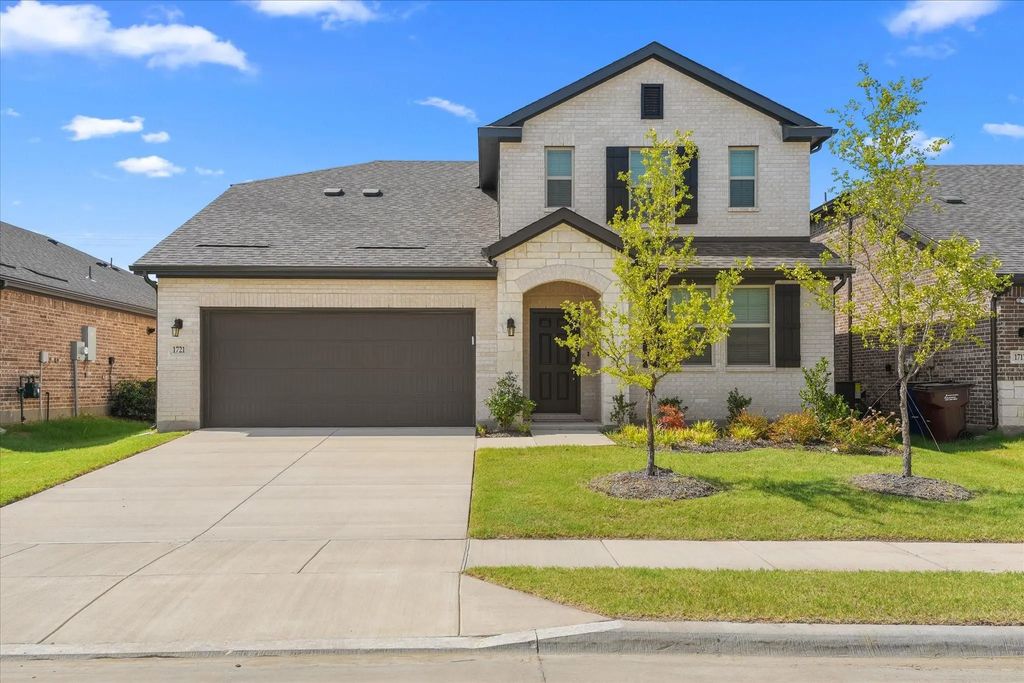 1721 Rushpea, Royse City