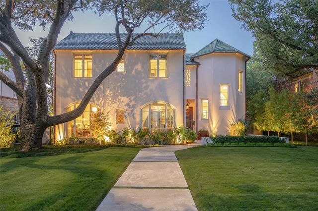 3112 Greenbrier Drive, University Park