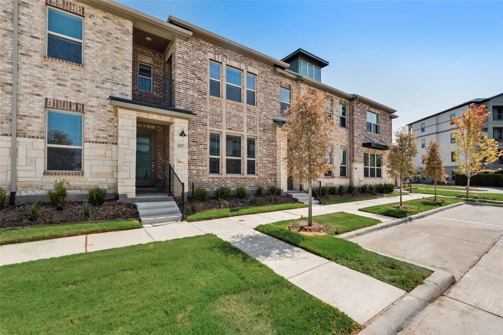 8317 Bayside Drive, Rowlett