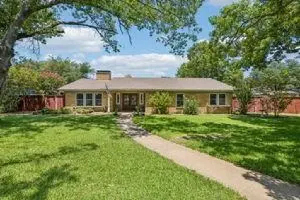 2301 Hill N Dale Drive, Irving