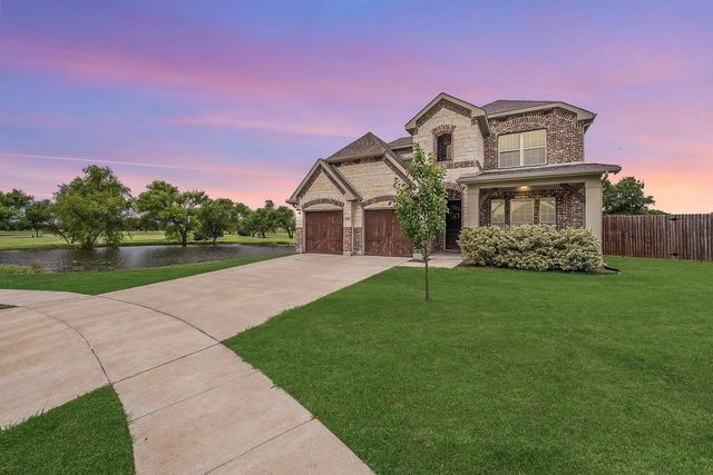 2304 Llano Drive, Royse City