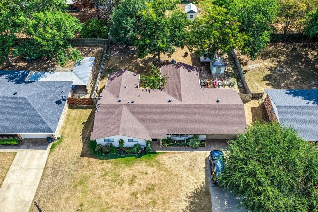 708 Lee Street, Sulphur Springs