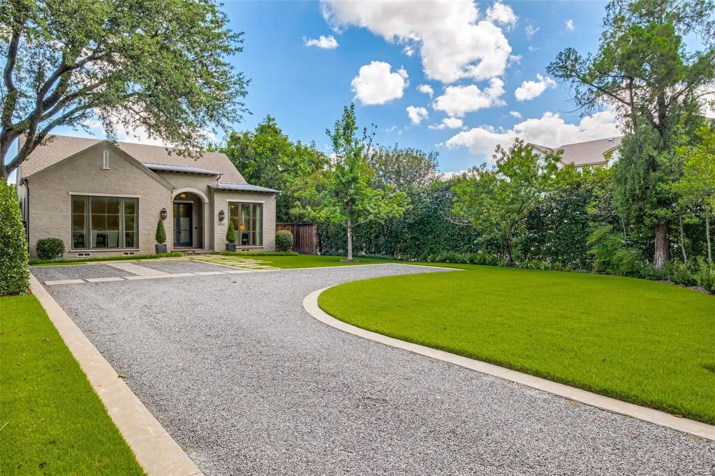 4045 Glenwick Lane, University Park