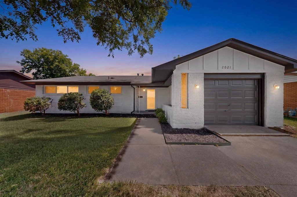 2021 Proctor Drive, Grand Prairie