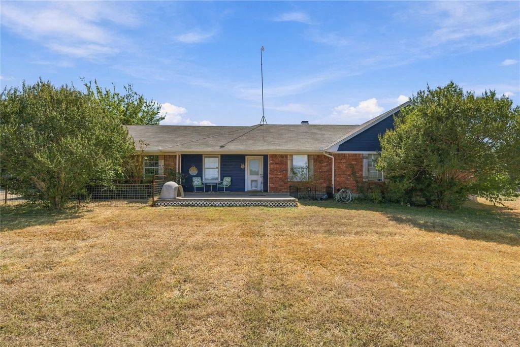 580 Easy Road, West