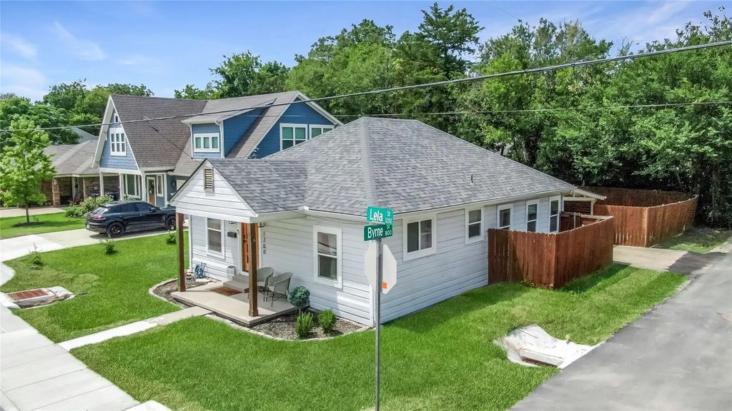 1200 Lela Street, McKinney