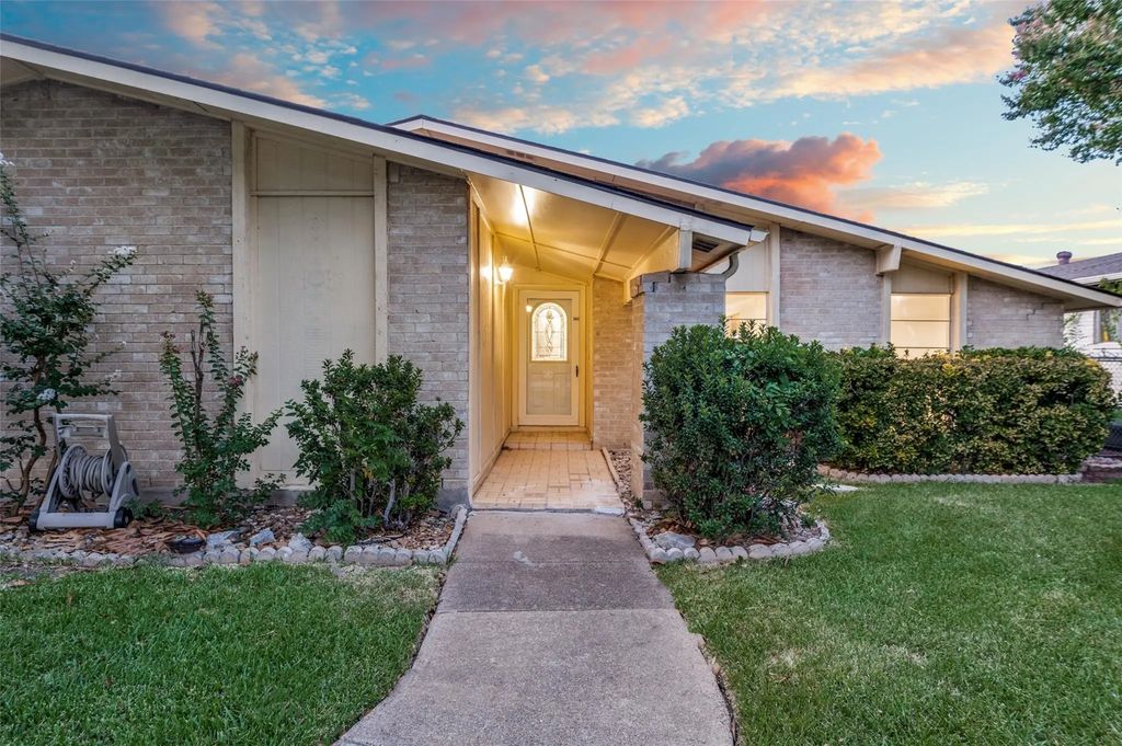 3020 Ravine Trail, Carrollton