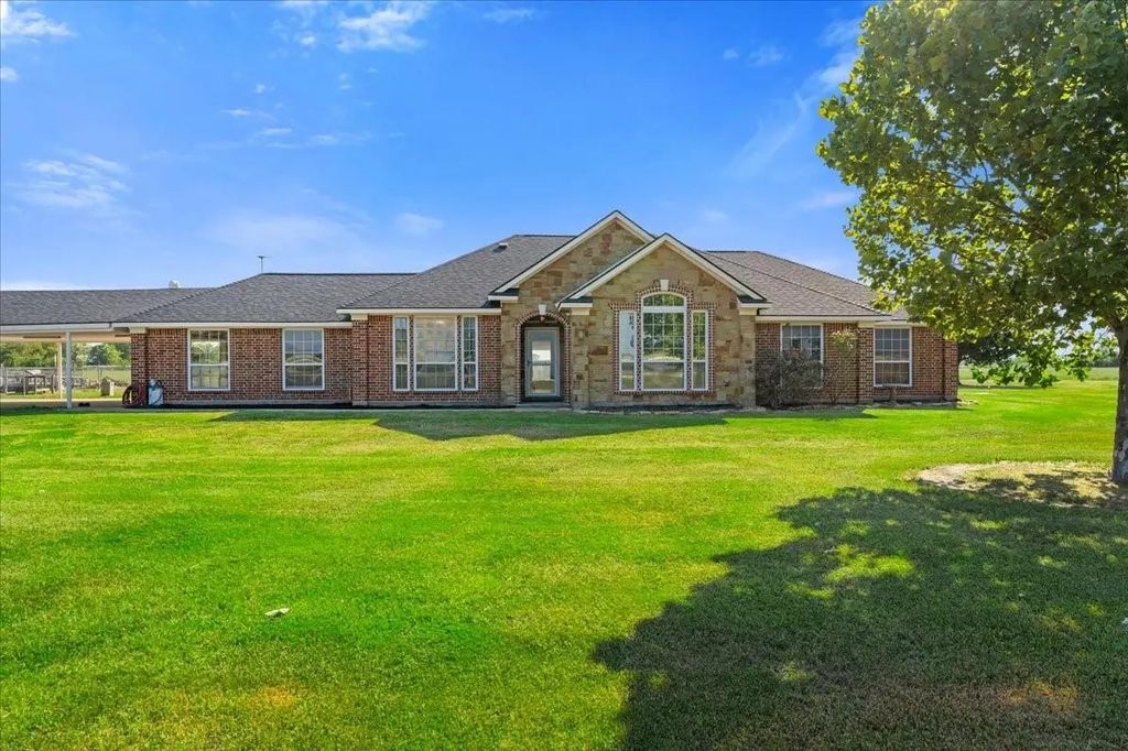3411 Fm 636, Kerens