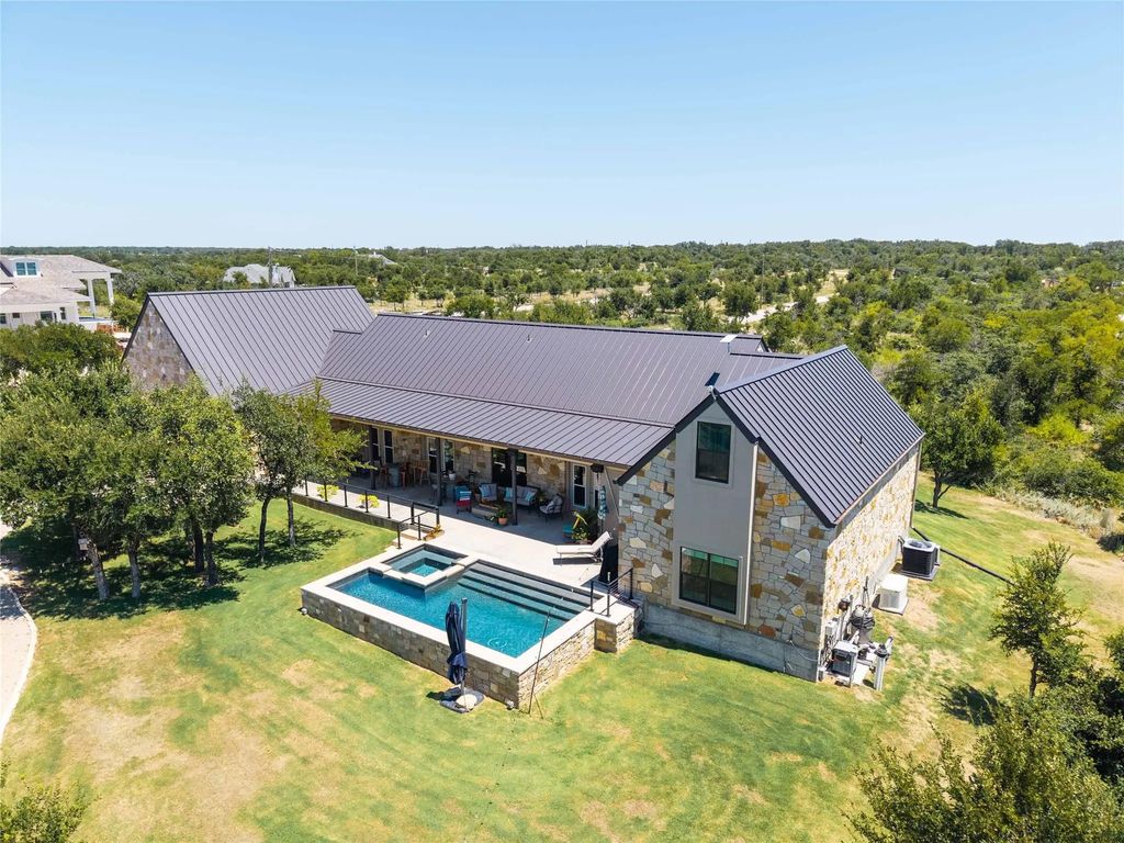 1005 Deepwater Road, Brownwood