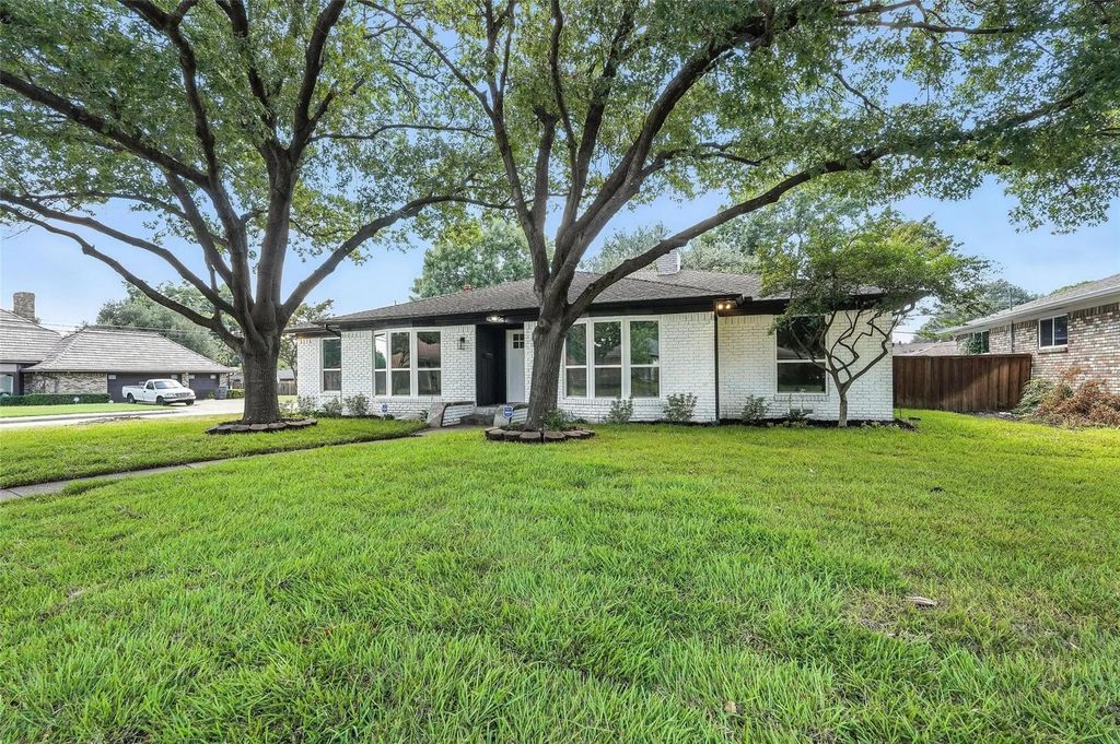 4303 Blackheath Road, Dallas