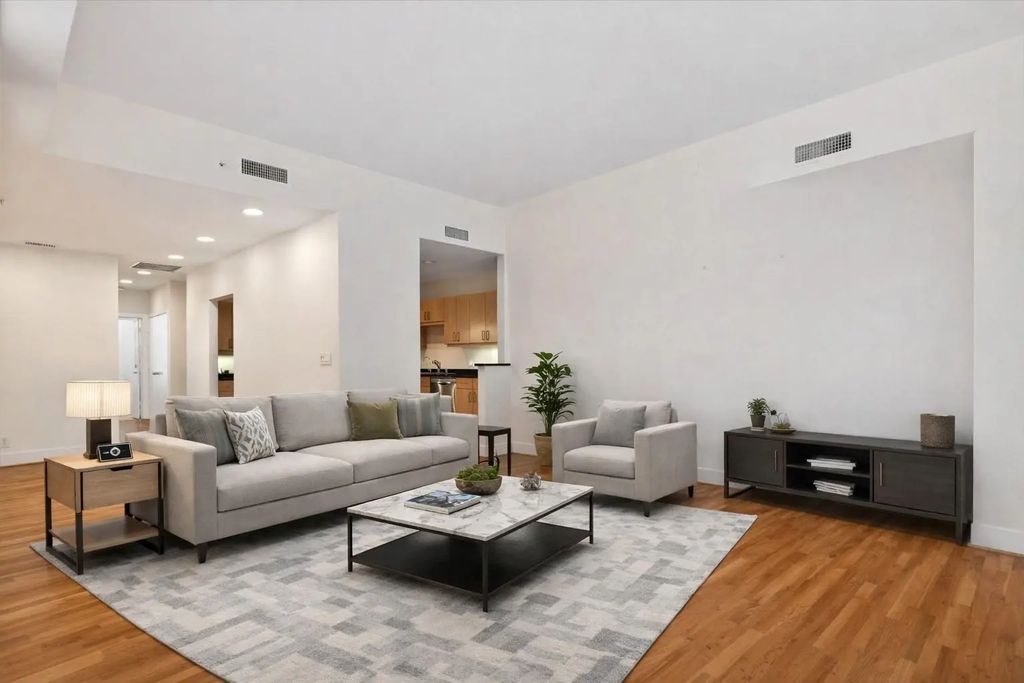 5055 Addison Circle 409, Addison
