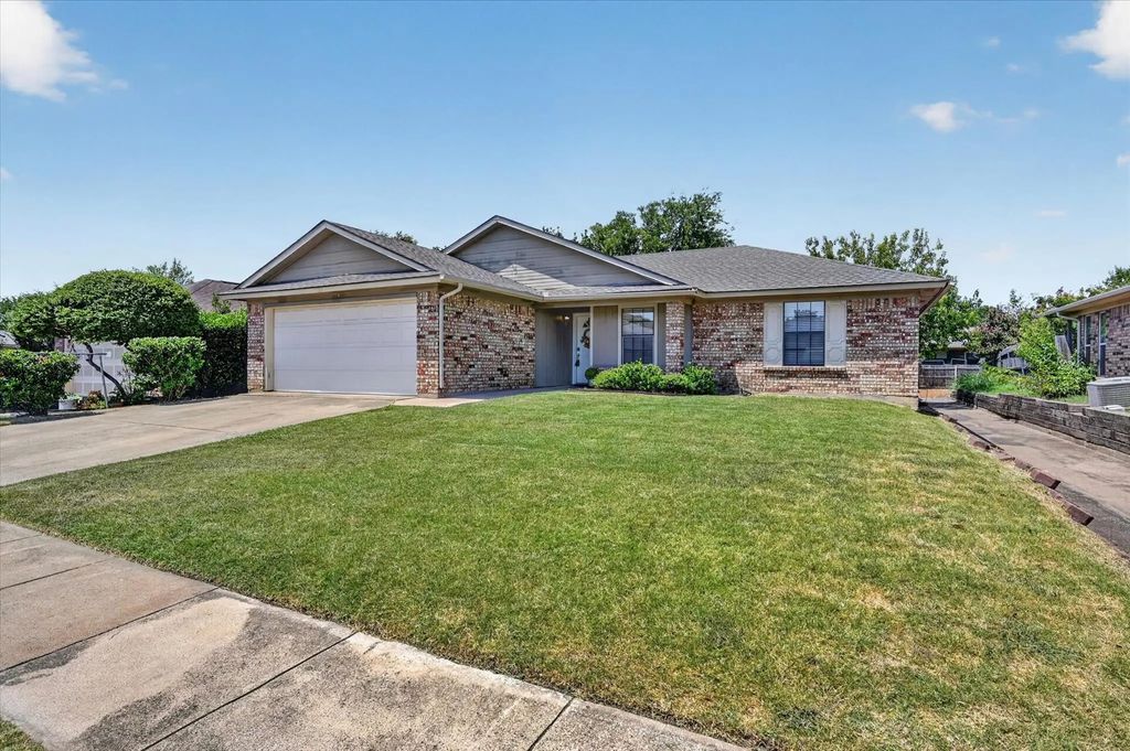 7717 Dove Court, Watauga