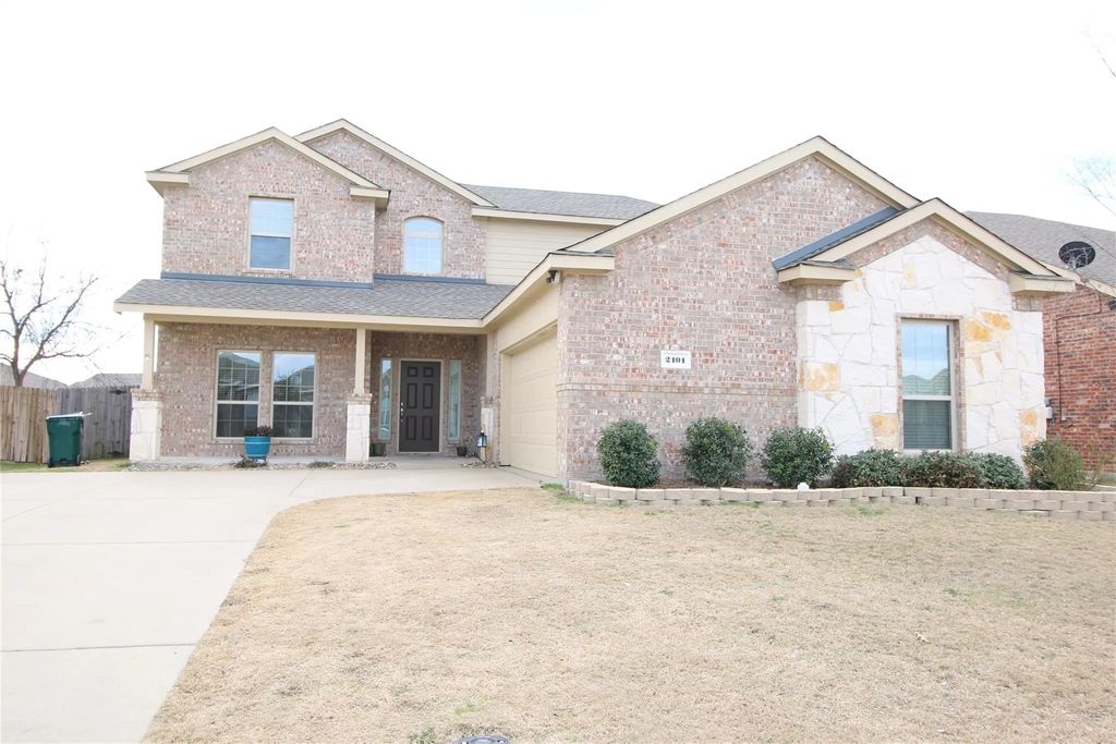 2101 Hickory Trail, Anna