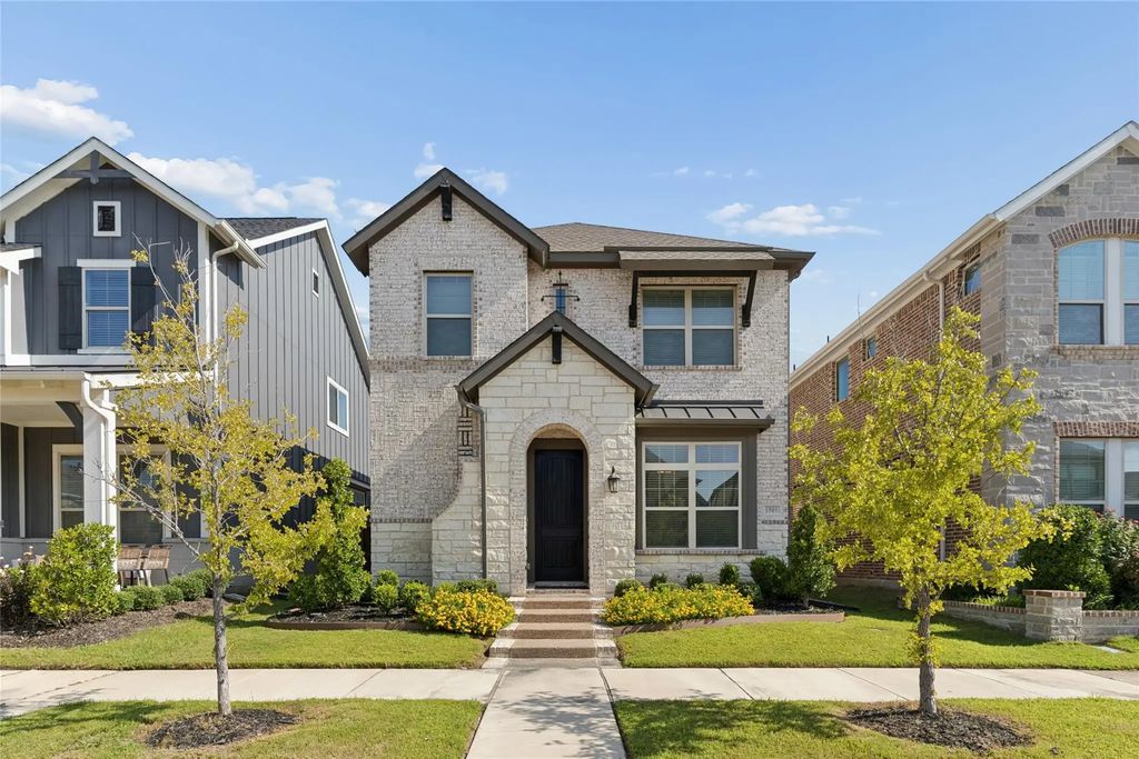 1505 Rose Willow Way, Arlington
