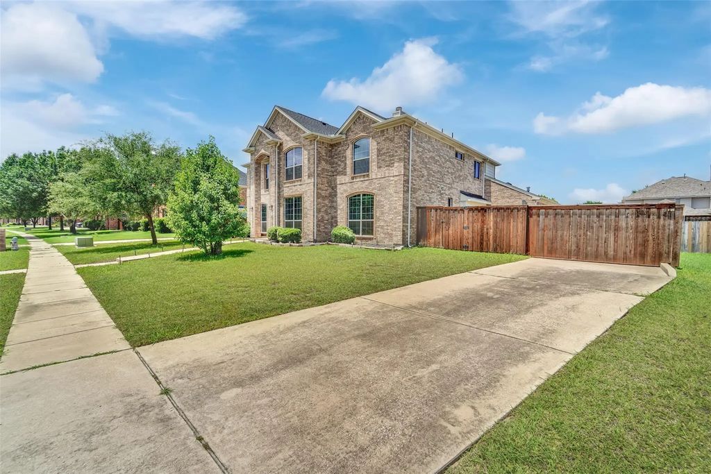 615 Lone Ridge Way, Murphy
