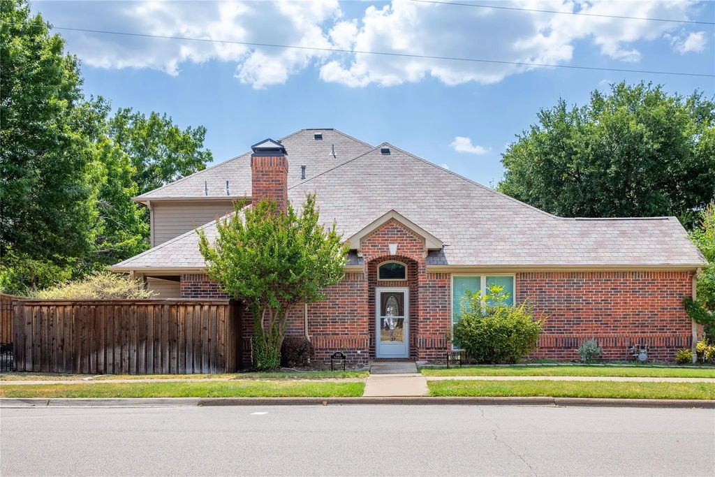 1801 Fern Court, Grapevine