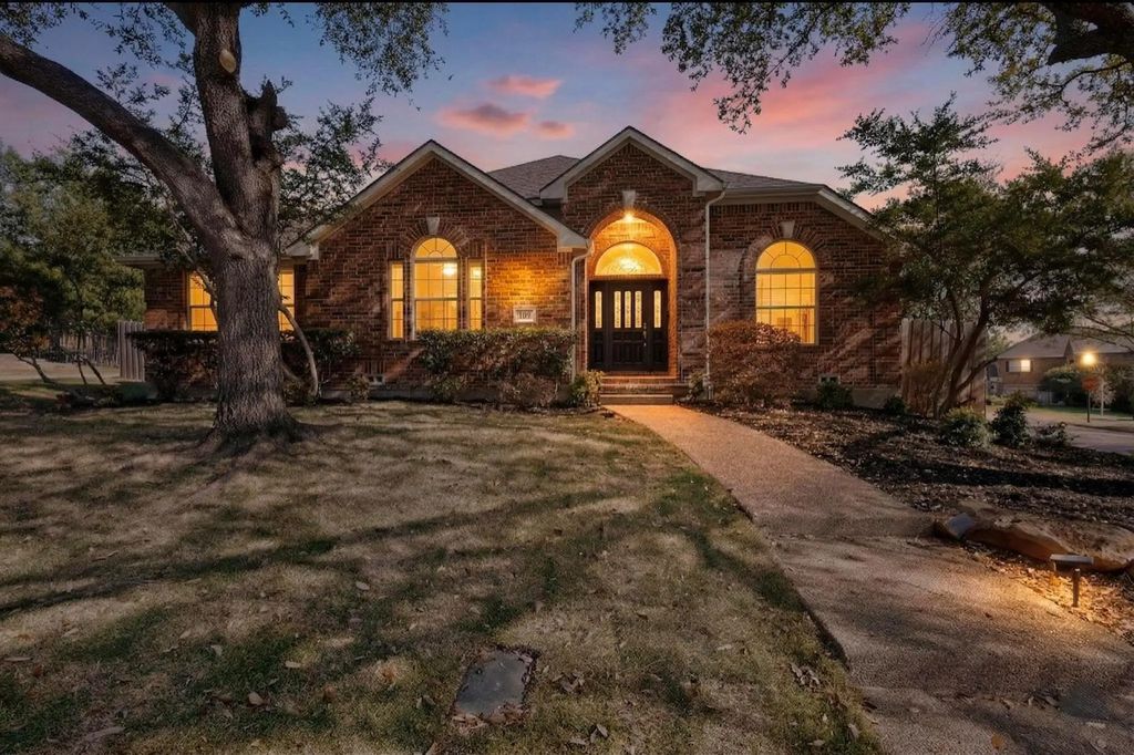 100 Shumard Court, Irving