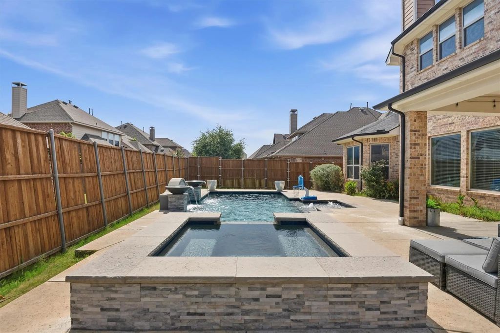 687 Dry Canyon Drive, Frisco