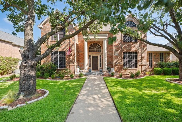 2311 Creekside Circle N, Irving