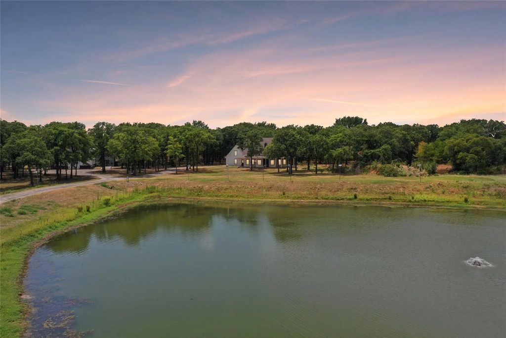 6586 Lone Star Lane, Aubrey