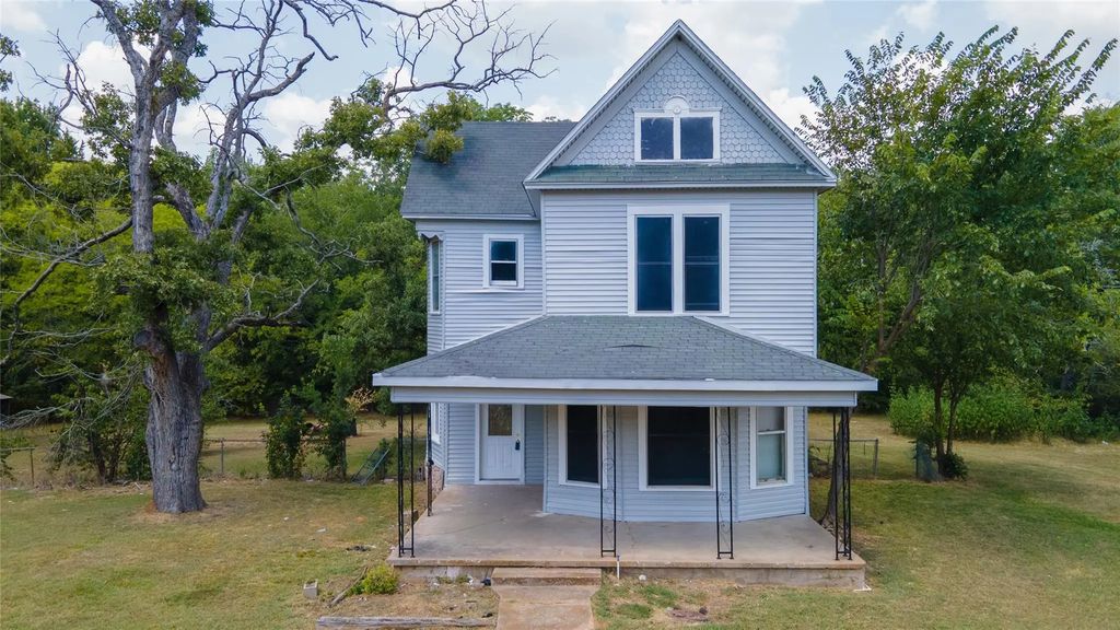 3429 Interurban Road, Denison