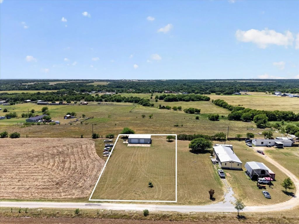 1489 Lone Elm Road, Waxahachie
