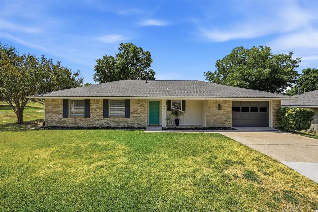 108 E 5th Street, Prosper