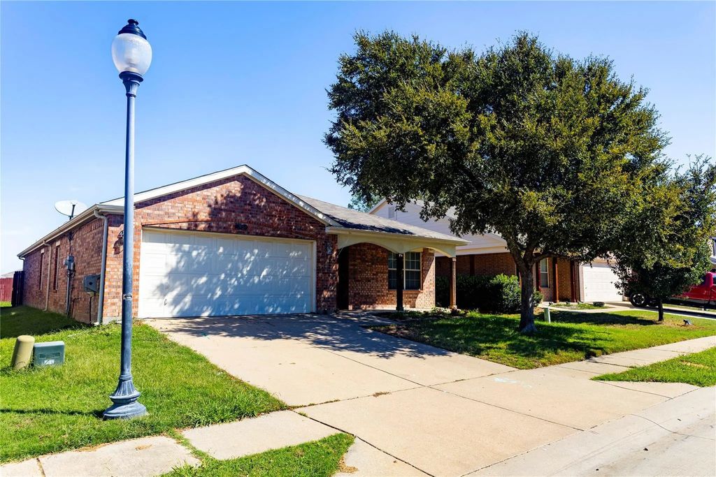 8929 Sagebrush Trail, Cross Roads
