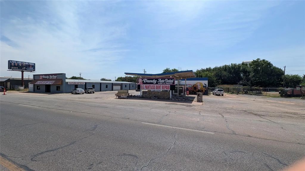 1939 S Treadaway Boulevard, Abilene
