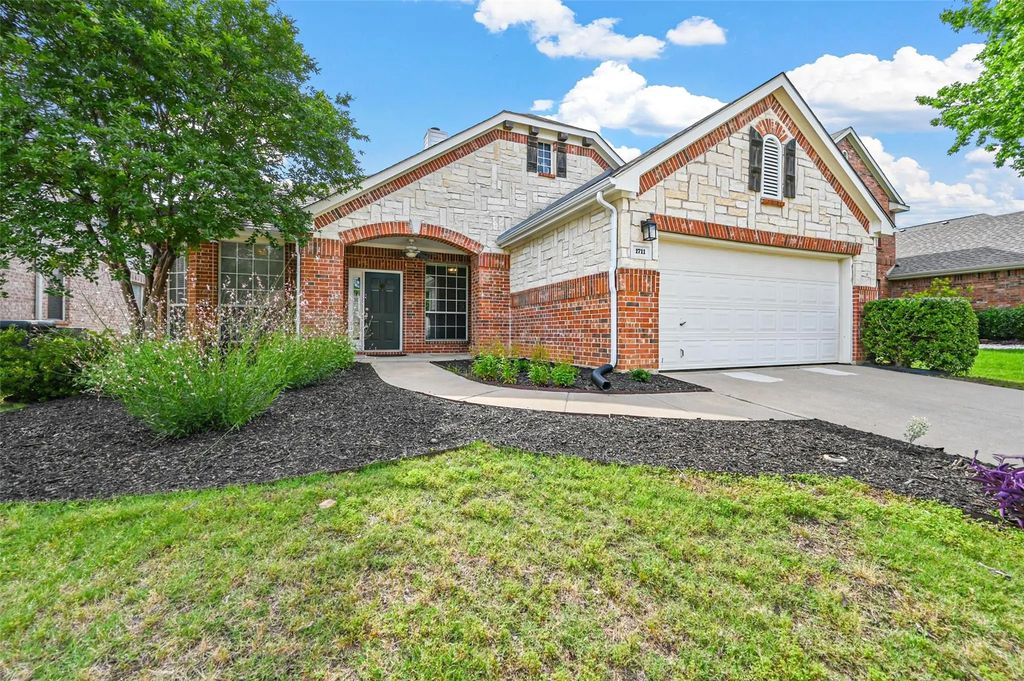1711 Peregrine Drive, Corinth