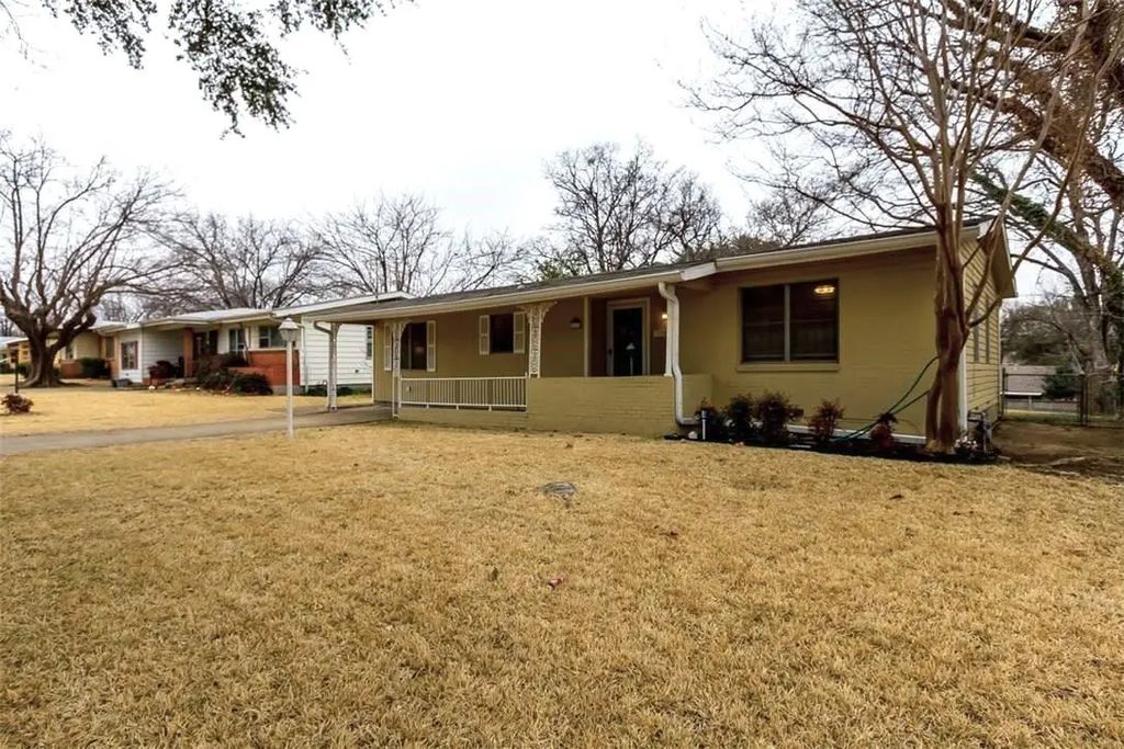 1214 Burleson Street, Grand Prairie