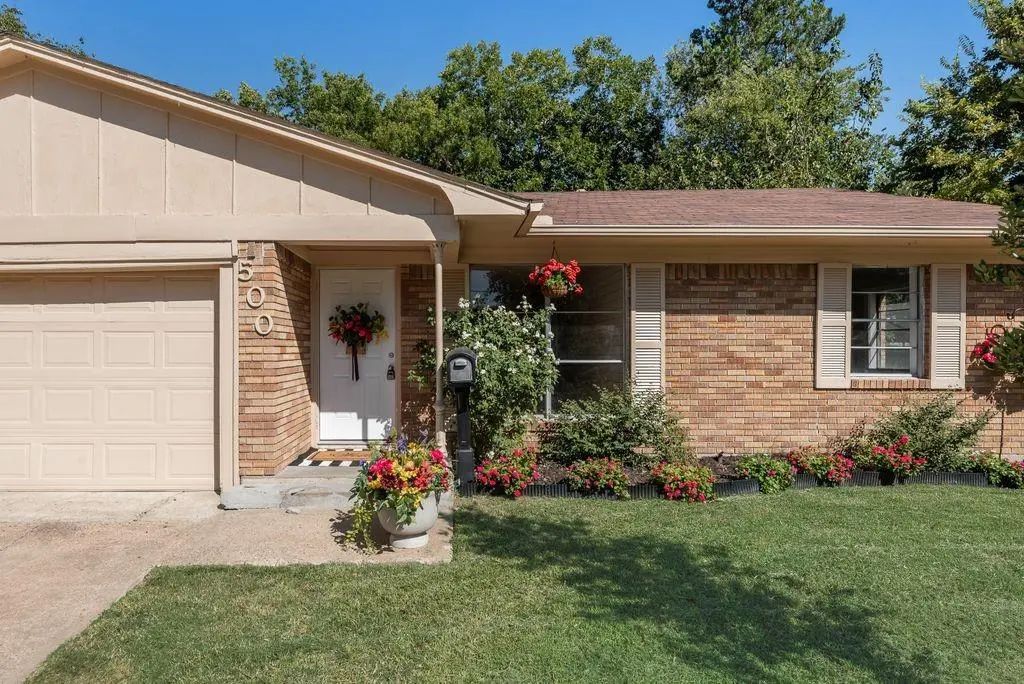 500 Kirven Avenue, Waxahachie