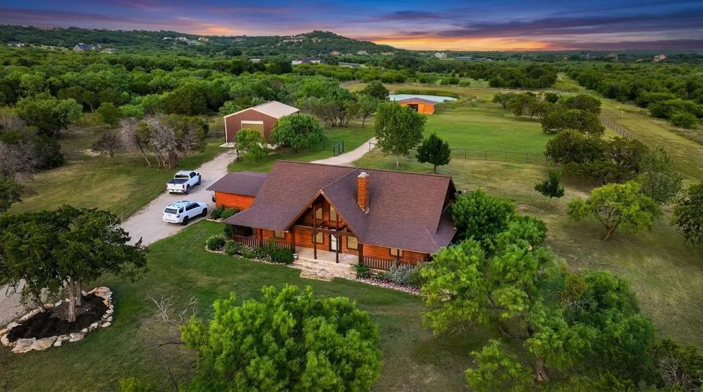 1222 Canyon Wren Loop, Possum Kingdom Lake