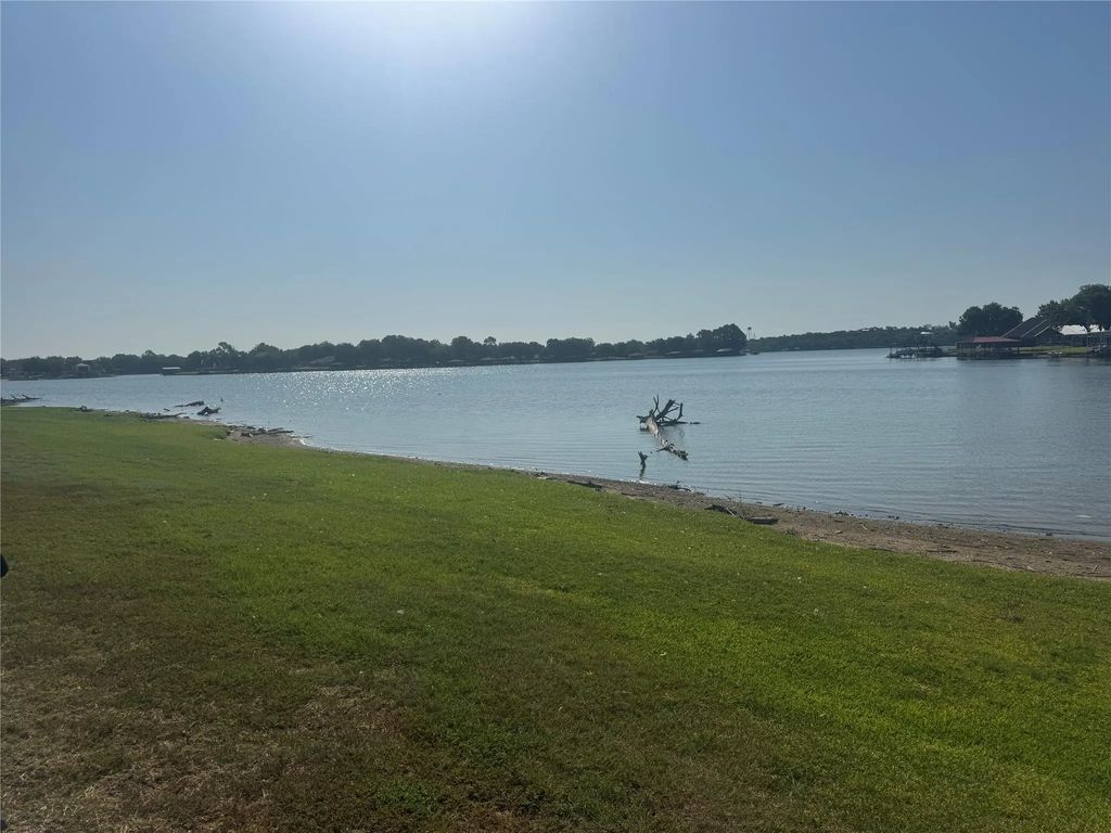 4389 Davis Road, Granbury