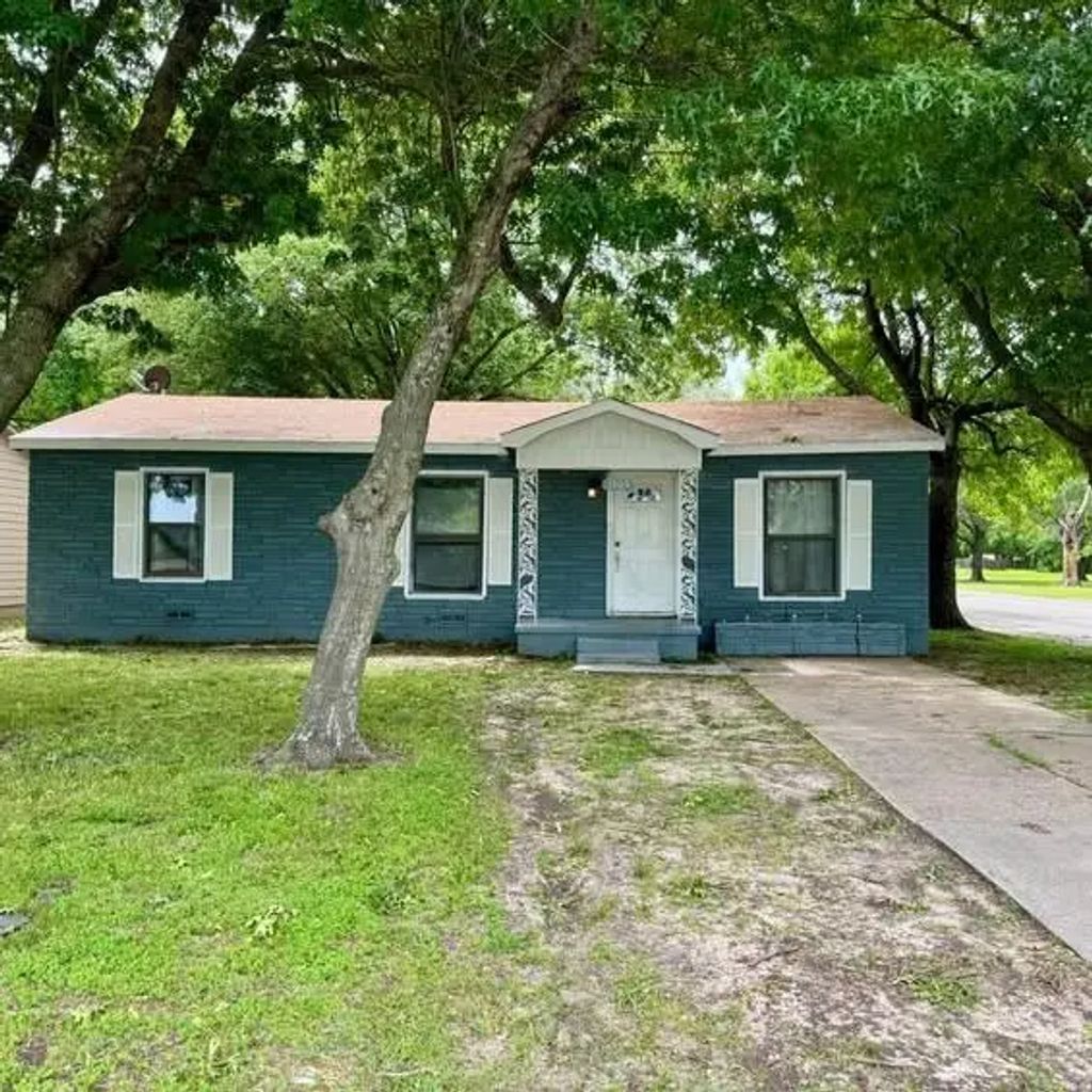 1505 Lynn Street, Bonham