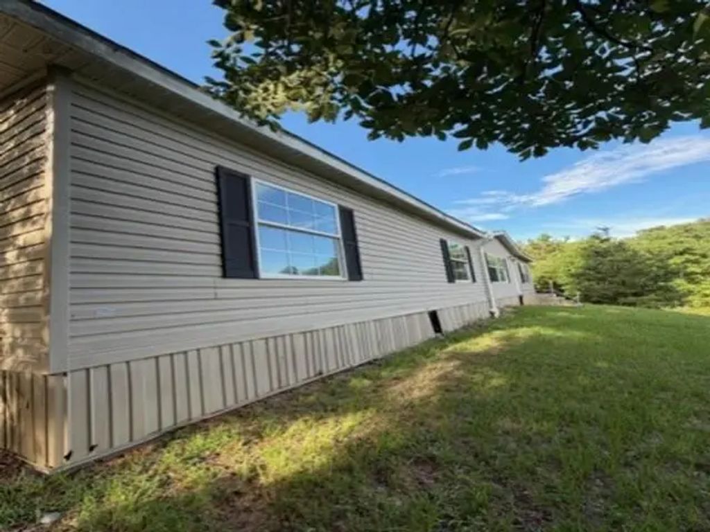 196 Womack Road, Castor