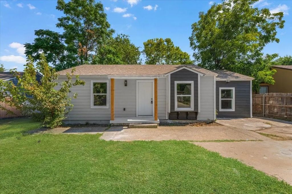 3454 Moberly Street, Fort Worth