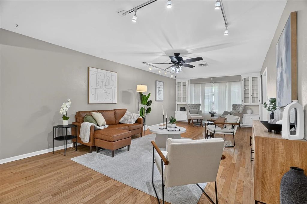 5237 Cockrell Avenue, Fort Worth