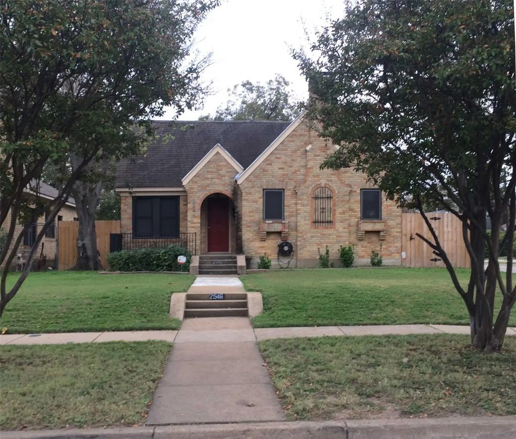 2546 Gladstone Drive, Dallas