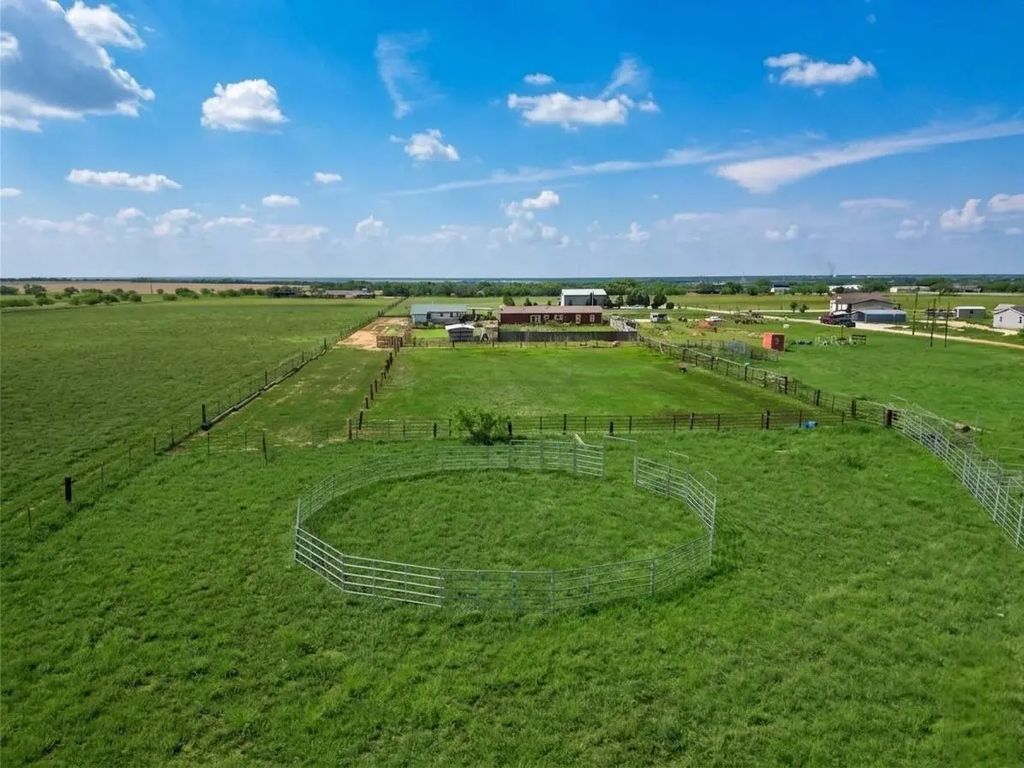 12175 Private Road 6054, Hawley