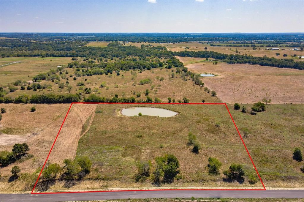 1395 Channing Lane, Wills Point