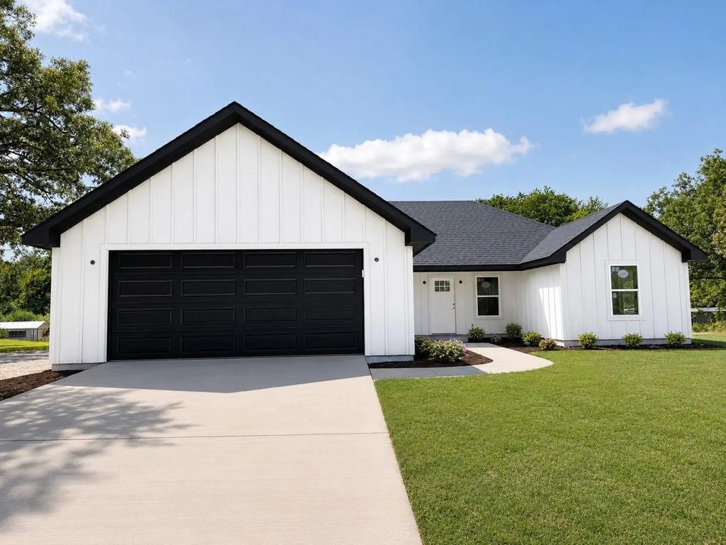17567 Cr 4108, Lindale